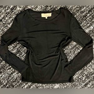 DOUBLE D RANCH || Slinky Knit Long Sleeve
Form-Fitting Top - SZ XS